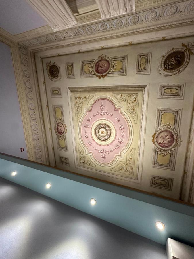 In Centro Lovely Home Лука Екстериор снимка